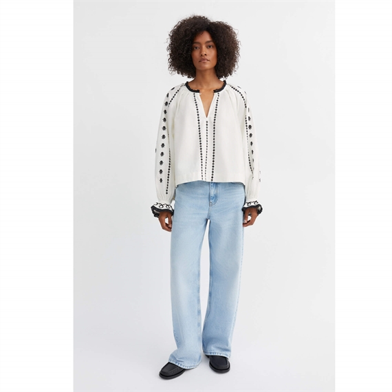 Skall Studio Ella Bluse, Silenced White/Black 